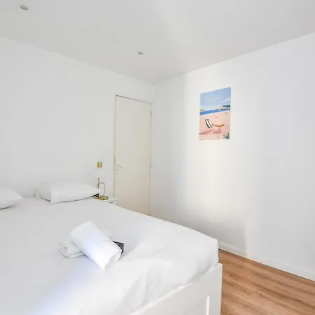 3 Ch Avec Balcon A La Joliette Marseilles